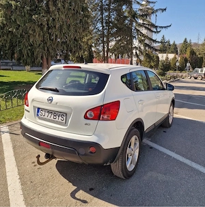 Nissan Qashqai SUV 2.0 D - imagine 2
