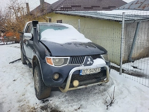 Dezmembrez Mitsubishi L200  - imagine 4