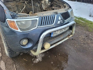 Dezmembrez Mitsubishi L200  - imagine 2