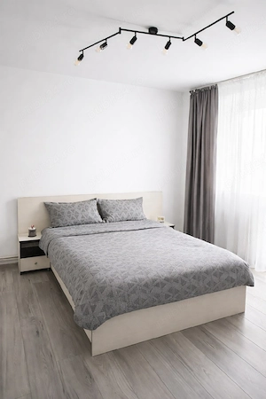 Vand apartament ultracentral Girexim - imagine 3
