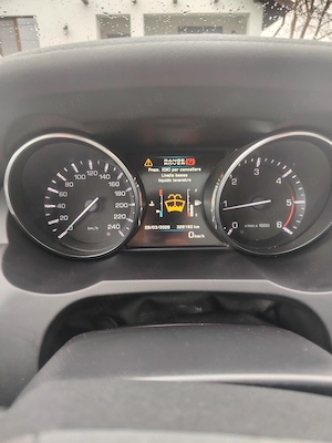 Range Rover Evoque 2.2 Diesel Manual 4X4 - imagine 8