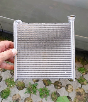 Radiator auto marca Vika, nou cu discount. Cod produs: 5Q0819031 - imagine 4