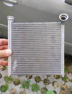 Radiator auto marca Vika, nou cu discount. Cod produs: 5Q0819031 - imagine 3