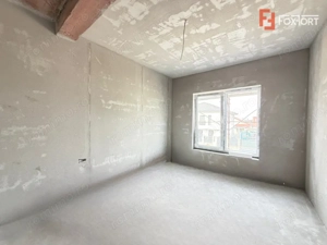 Duplex cu 4 camere de vanzare si teren de 335 mp - zona Sacalaz - imagine 6