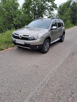 vând Dacia Daster 4x4 Fabricație 2012 - imagine 2