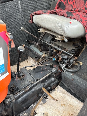 tractor u650 - imagine 5