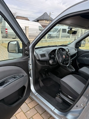 Fiat Doblo 2011 - imagine 4