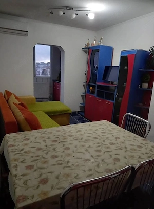 Inchiriez apartament cu 2 camere  - imagine 2