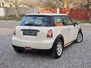 Mini Cooper One -An 2009- 1.4(Benzină), 75 Cai, 167.000 km - imagine 4