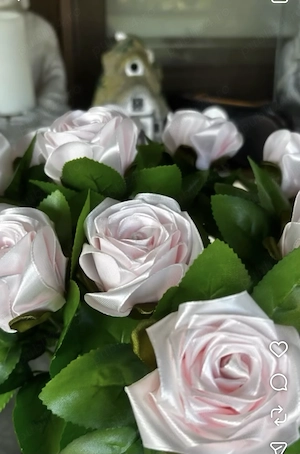 Trandafiri pt eternitate  - imagine 3