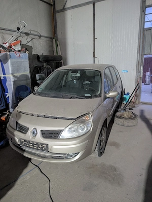 Renault Grand Scenic 1.9dci - imagine 4