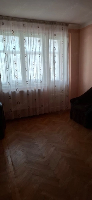 Vand apartament et1 DECOMANDAT