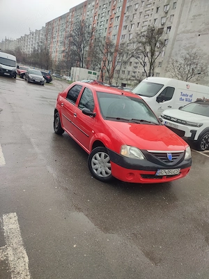 vând Dacia Logan motor de 1 4 benzina gpl acte valabile mașina este 10 din 10 