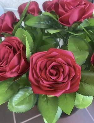 Trandafiri pt eternitate  - imagine 4