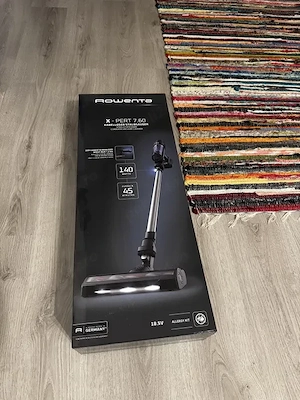 Aspirator vertical Rowenta X-Pert 7.60