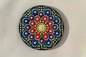 Mandale handmade 10cm si 30cm decor perete modele diferite fosforescente