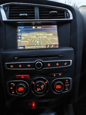 Citroen DS4 Motor 1.2 benzina 2016 - imagine 4