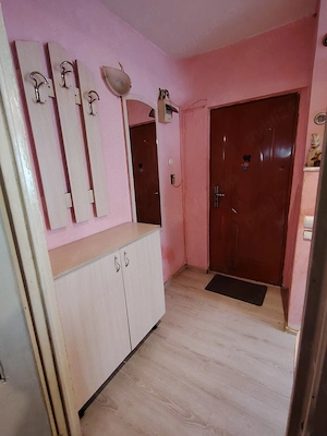 De închiriat ap. la et.1,2 camere