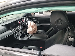 Vand Mercedes Benz E300  - imagine 7