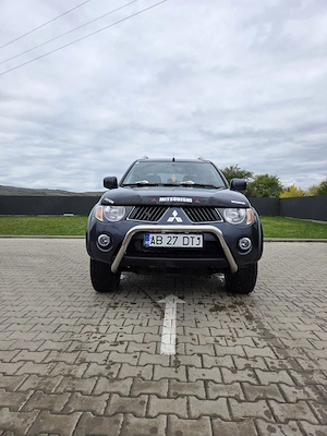 Mitsubishi L 200 - din 2009 - imagine 3