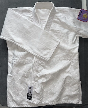 Kimono Karate + Centuri