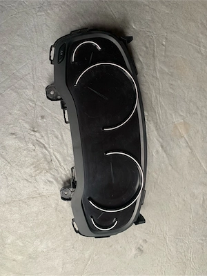 ceasuri bord BMW G30 seria 5 - imagine 3
