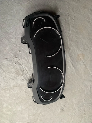 ceasuri bord BMW G30 seria 5 - imagine 2