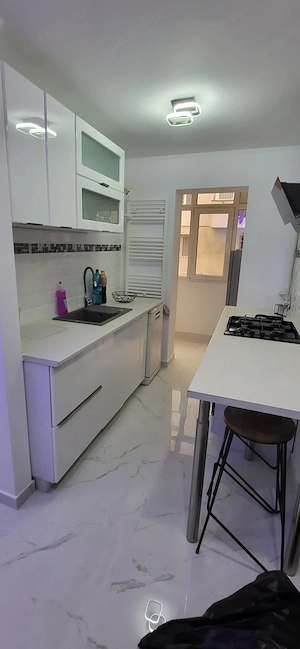 garsoniera de inchiriat - imagine 4