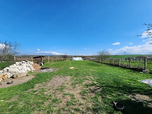 Proprietate deosebită de vânzare în Sântandrei (5 km de Deva)   ideală pentru familie sau investiție - imagine 9