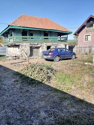 Teren 2200 mp intravilan + casă | 13 km Tg-Jiu | livadă 