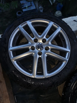 Vand jante 17'  5x112, 7Jx17H2, ET 54, Volksvagen Audi, cu anvelope de iarna RIKEN  225 45 R17 - imagine 4
