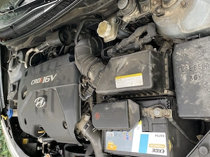 Autoturism Hunday  accent  - imagine 7