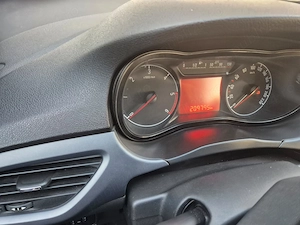 Opel Corsa E 1.3 CDTi 2017 210000km itp pana iunie 2027 - imagine 7