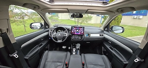 Vând Mitsubishi Outlander Plug-In Hybrid dotări FULL, model Instyle   an fabricație 2014, un SUV spa - imagine 2