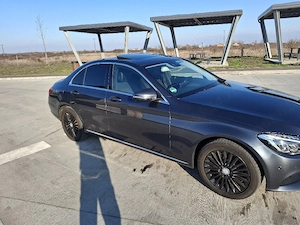 Vand Mercedes-Benz C 180 2015 - imagine 2