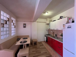 Persoan  fizica vand apt cu 2 camere decomandate în Sibiu