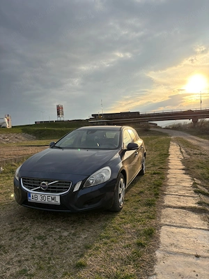Volvo v60 1.6 diesel  - imagine 3