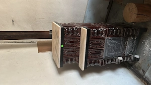 Vând aceste sobe și masina de cusut Ileana