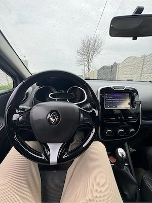 Vand sau Schimb Renault clio 2015 - imagine 2