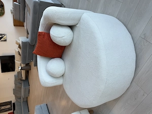 Fotoliu alb ,material bucle.Nou