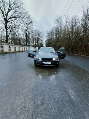 Vând mașină personală