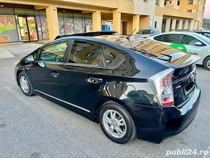 Toyota Prius 3 Hybrid   Solar Edition   Trapă Fotovoltaică   HUD   Full LED - imagine 3