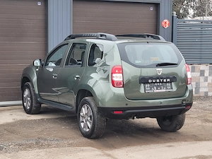 Dacia Duster  1,6 Benzina + GPL   2015 - imagine 4