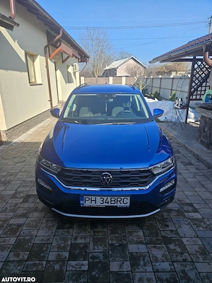 Vand Volkswagen T-Roc 1.0 TSI Base impecabil cu doar  70 000 km REALI