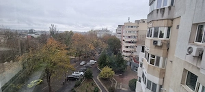 Apartament renovat 3 camere in Tomis 2 - imagine 9