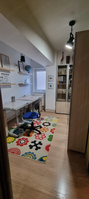Apartament renovat 3 camere in Tomis 2 - imagine 5