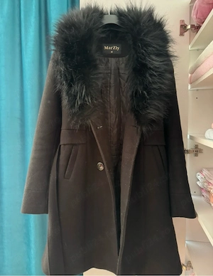 Palton de primavara negru cu blana 