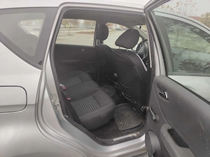 Mercedes-Benz A 160, benzina, cutie manuala, ingrijita, 2011, euro 5 - imagine 10