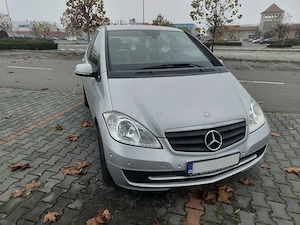 Mercedes-Benz A 160, benzina, cutie manuala, ingrijita, 2011, euro 5 - imagine 2