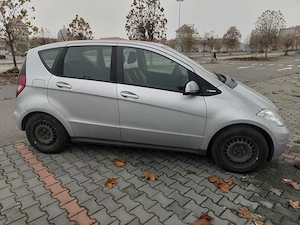 Mercedes-Benz A 160, benzina, cutie manuala, ingrijita, 2011, euro 5 - imagine 4